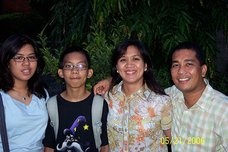 Zoilo and lovely family